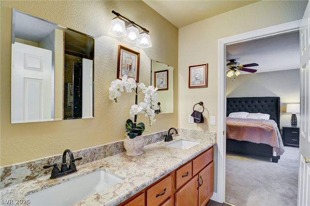 7525 Avalon Bay Street, Las Vegas, NV 89139