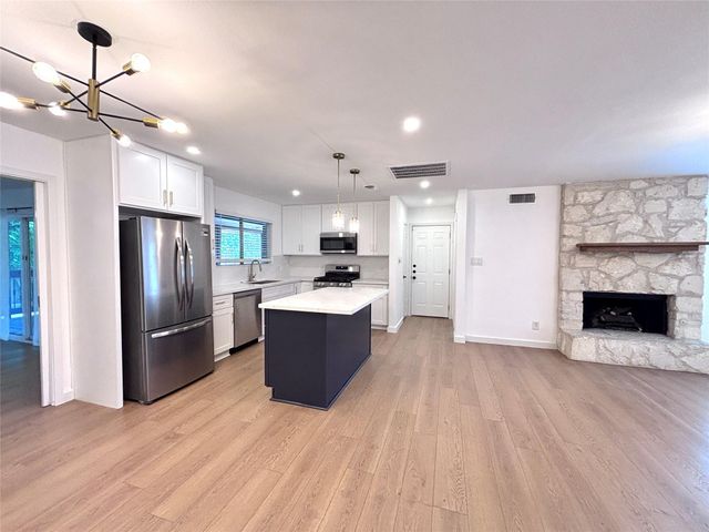 1706 Gatlinburg DR, Pflugerville, TX 78660