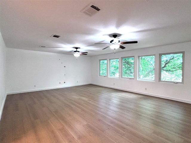 1706 Gatlinburg DR, Pflugerville, TX 78660