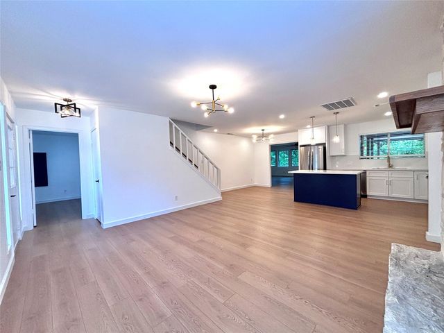 1706 Gatlinburg DR, Pflugerville, TX 78660