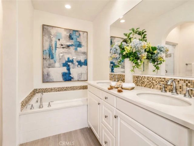 862 E Baseline, Claremont, CA 91711