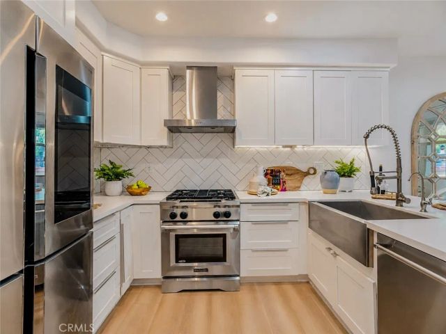 862 E Baseline, Claremont, CA 91711