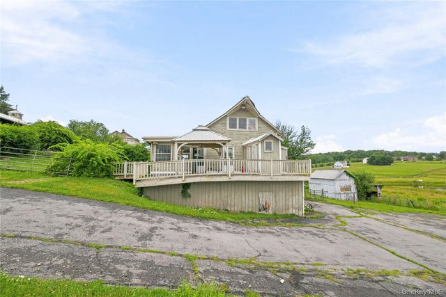 35 Milburn Road Pool House, Goshen, NY 10924