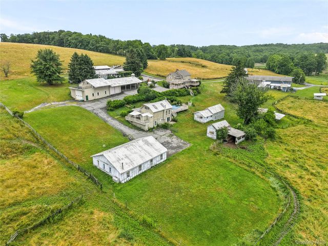 35 Milburn Road Pool House, Goshen, NY 10924