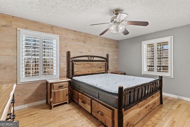 1132 Hells Hollow Road, Blue Ridge, GA 30513