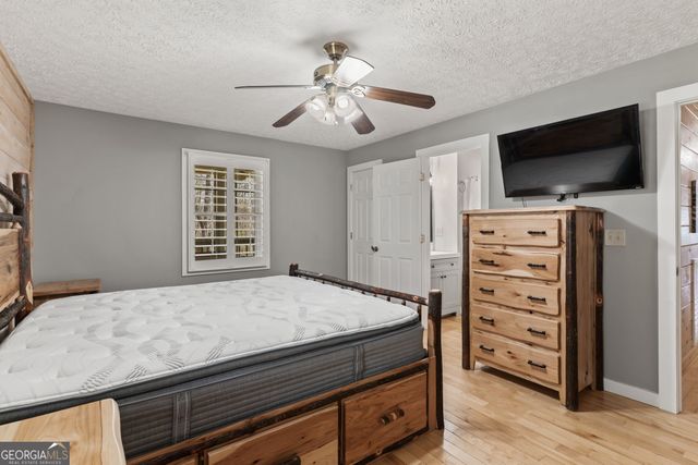 1132 Hells Hollow Road, Blue Ridge, GA 30513