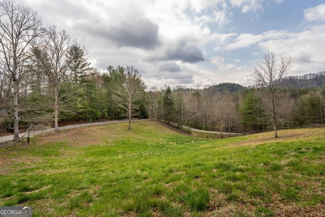 1132 Hells Hollow Road, Blue Ridge, GA 30513