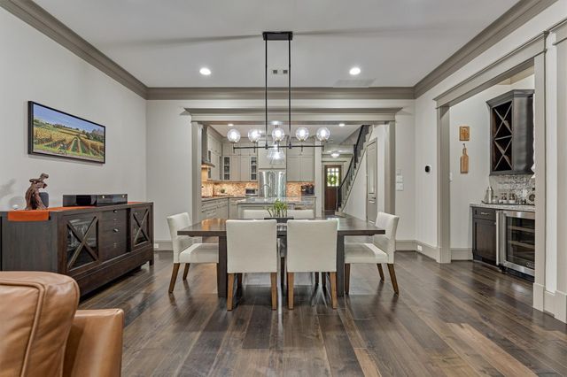 416 W 18th Street, Houston, TX 77008