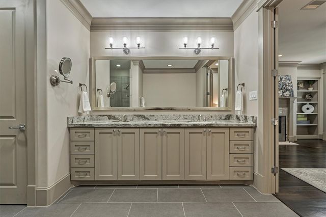 416 W 18th Street, Houston, TX 77008