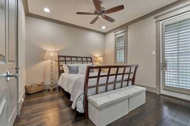 416 W 18th Street, Houston, TX 77008