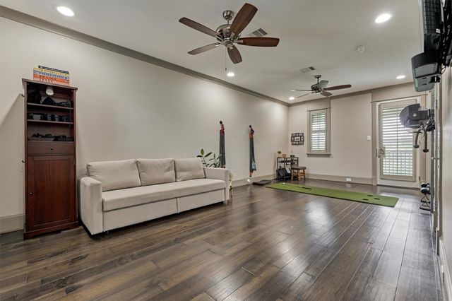 416 W 18th Street, Houston, TX 77008