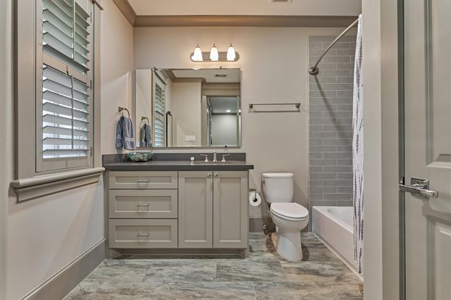 416 W 18th Street, Houston, TX 77008