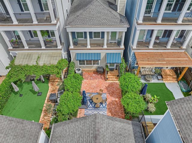 416 W 18th Street, Houston, TX 77008