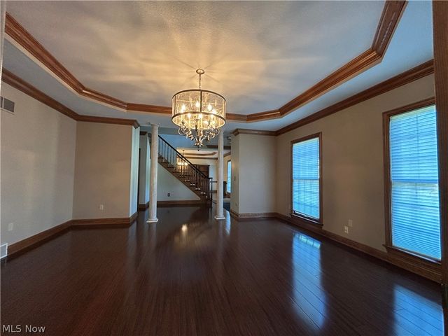 8536 Cherry Hill Place, Youngstown, OH 44514