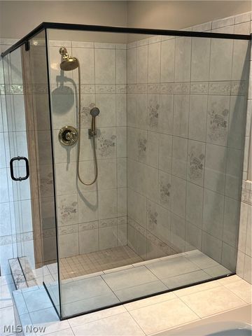 8536 Cherry Hill Place, Youngstown, OH 44514