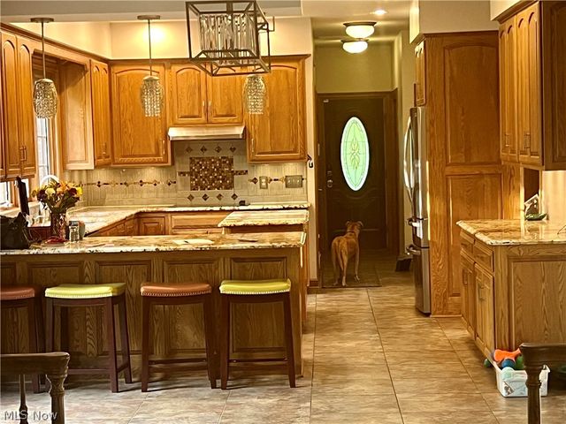 8536 Cherry Hill Place, Youngstown, OH 44514