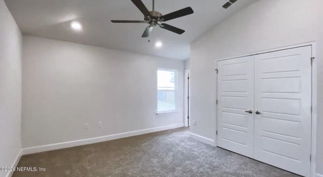 7738 LOOKOUT POINT Drive, Jacksonville, FL 32210