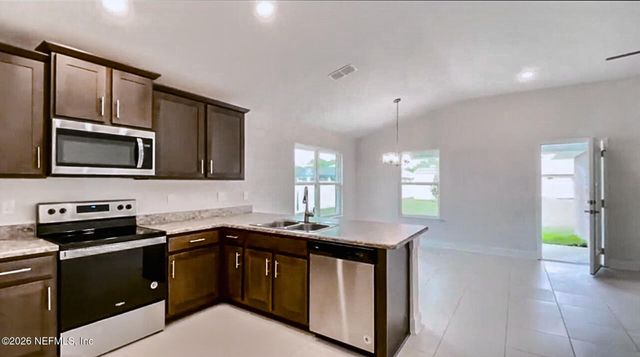 7738 LOOKOUT POINT Drive, Jacksonville, FL 32210