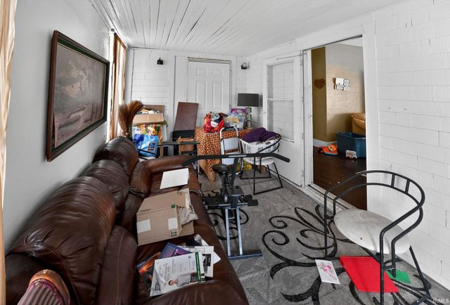 1526 N Olive Street, South Bend, IN 46628