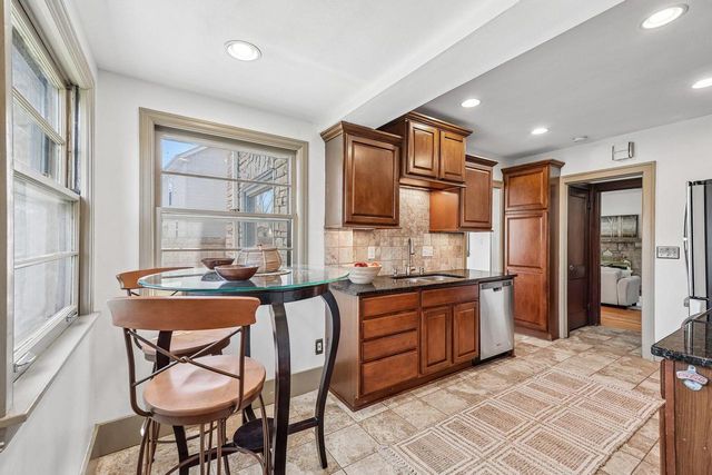 709 N Cumberland DRIVE, Waukesha, WI 53188