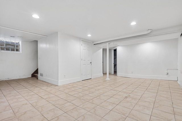 709 N Cumberland DRIVE, Waukesha, WI 53188