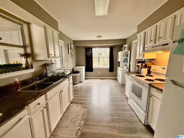 821 TWIN RIDGE DRIVE, Gardendale, AL 35071