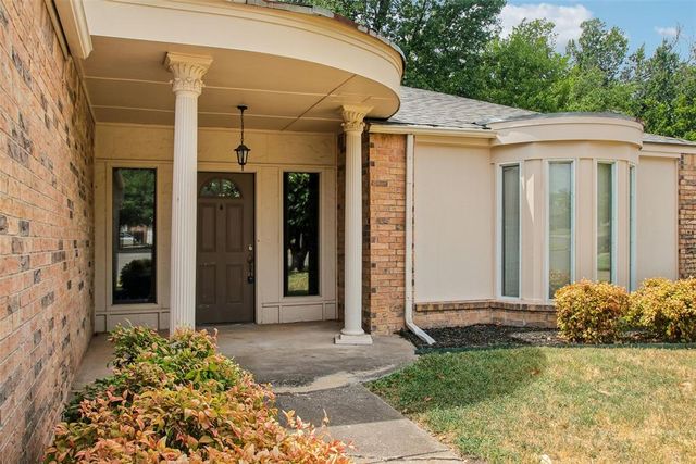 1536 Creekside Drive, Norman, OK 73071