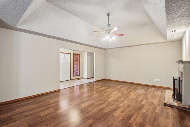 1536 Creekside Drive, Norman, OK 73071