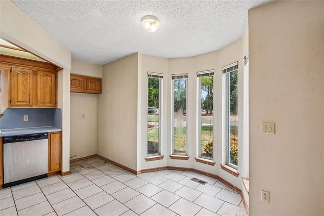 1536 Creekside Drive, Norman, OK 73071