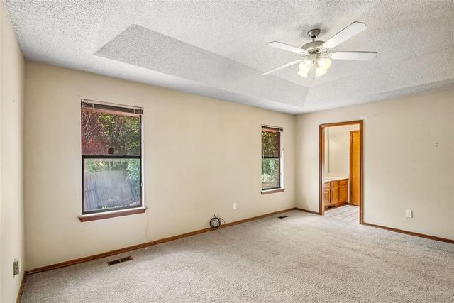 1536 Creekside Drive, Norman, OK 73071