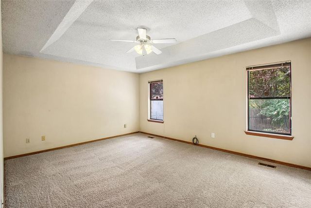 1536 Creekside Drive, Norman, OK 73071