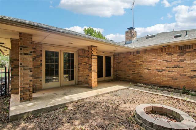 1536 Creekside Drive, Norman, OK 73071