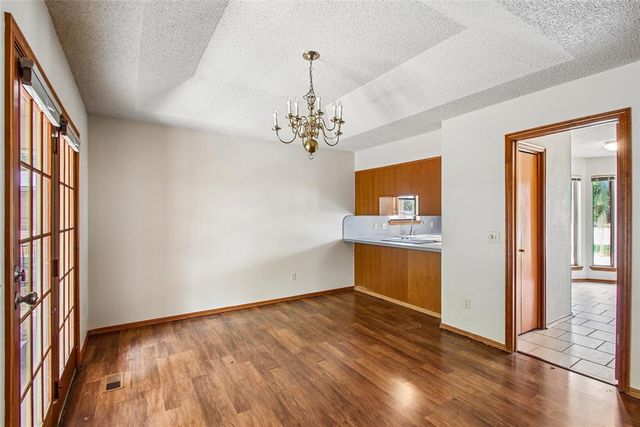 1536 Creekside Drive, Norman, OK 73071