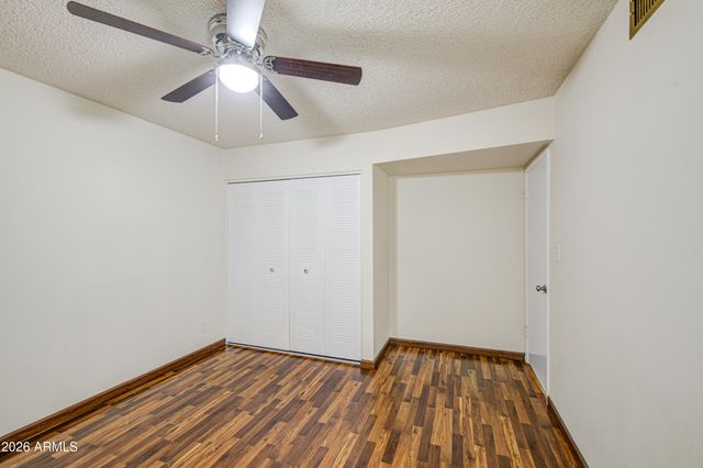 5562 W EDGEMONT Avenue, Phoenix, AZ 85035