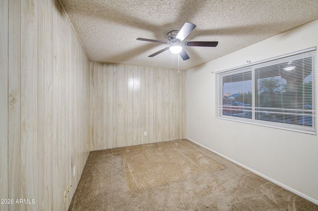 5562 W EDGEMONT Avenue, Phoenix, AZ 85035
