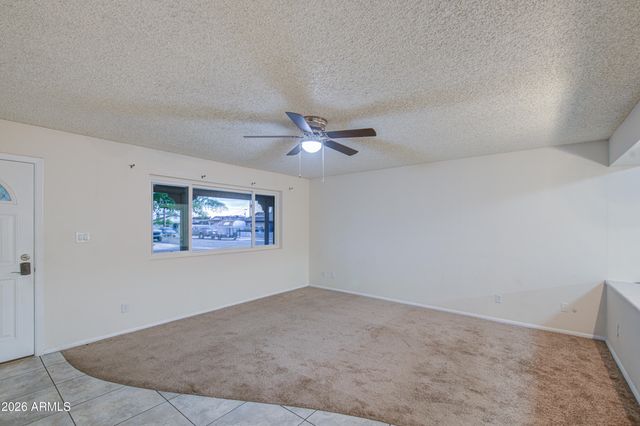 5562 W EDGEMONT Avenue, Phoenix, AZ 85035