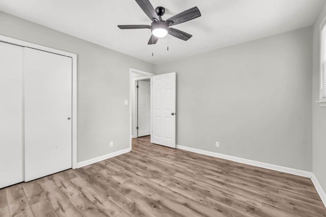 210 Maplewood Dr, Clarksville, TN 37042