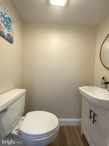 534 N SYCAMORE AVE, Clifton Heights, PA 19018