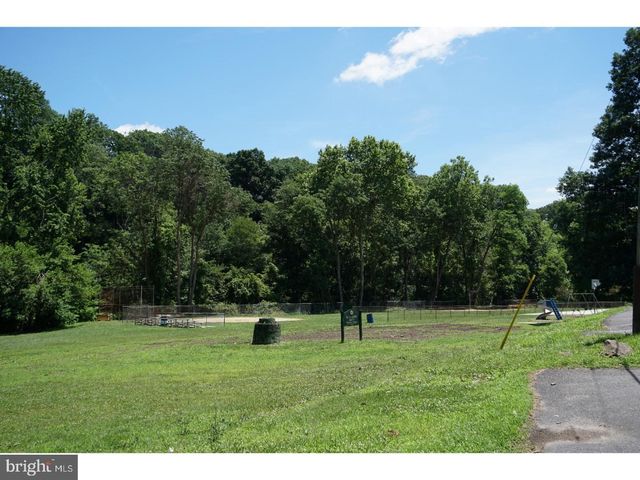534 N SYCAMORE AVE, Clifton Heights, PA 19018
