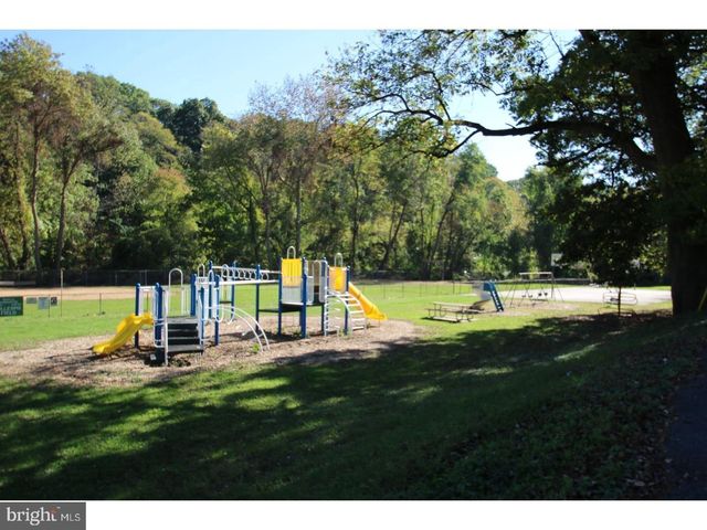 534 N SYCAMORE AVE, Clifton Heights, PA 19018