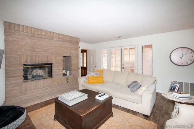 1115 Inspiration Lane, Escondido, CA 92025