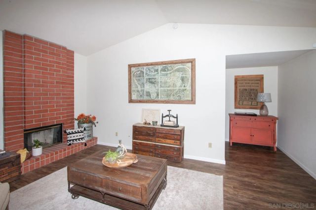 1115 Inspiration Lane, Escondido, CA 92025