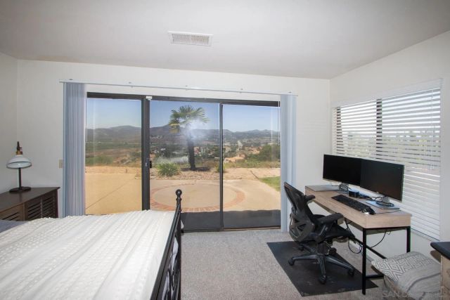 1115 Inspiration Lane, Escondido, CA 92025