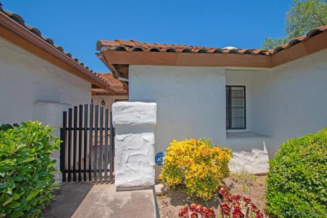 1115 Inspiration Lane, Escondido, CA 92025