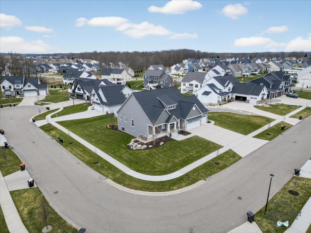 8235 Country Rail Drive SW, Byron Center, MI 49315