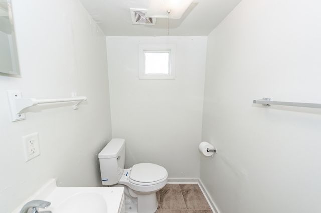 4728 Mixson Avenue, North Charleston, SC 29405