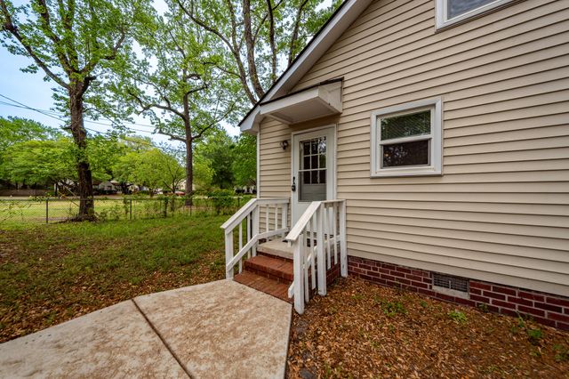 4728 Mixson Avenue, North Charleston, SC 29405