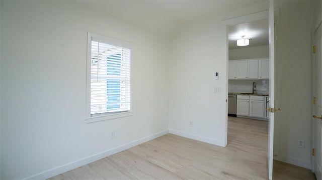 15 S Walnut Street, Edmond, OK 73003