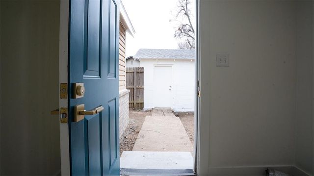 15 S Walnut Street, Edmond, OK 73003