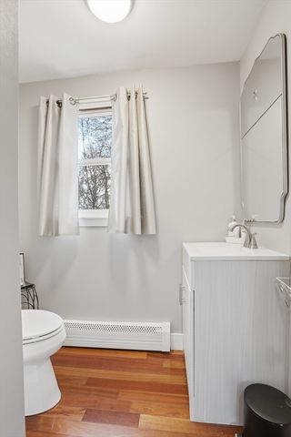 40 Hillcrest Ave, Methuen, MA 01844